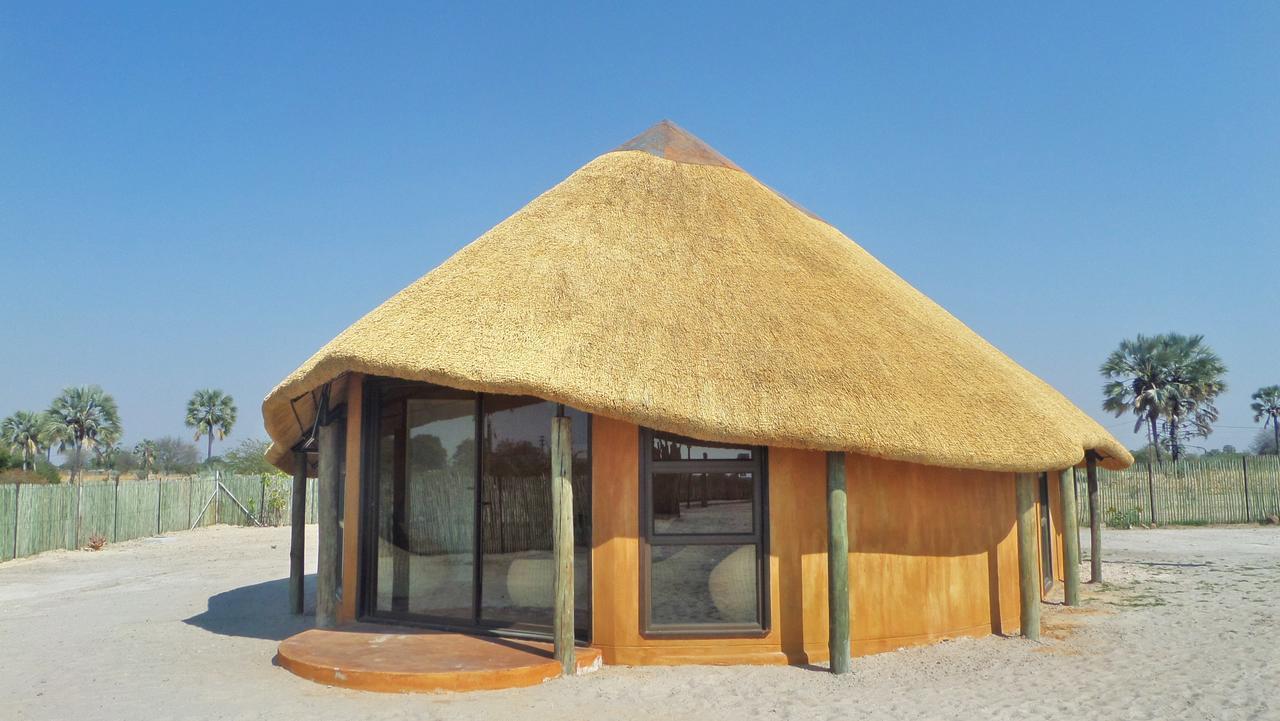 Ongula Village Homestead Lodge Omupumba Chambre photo